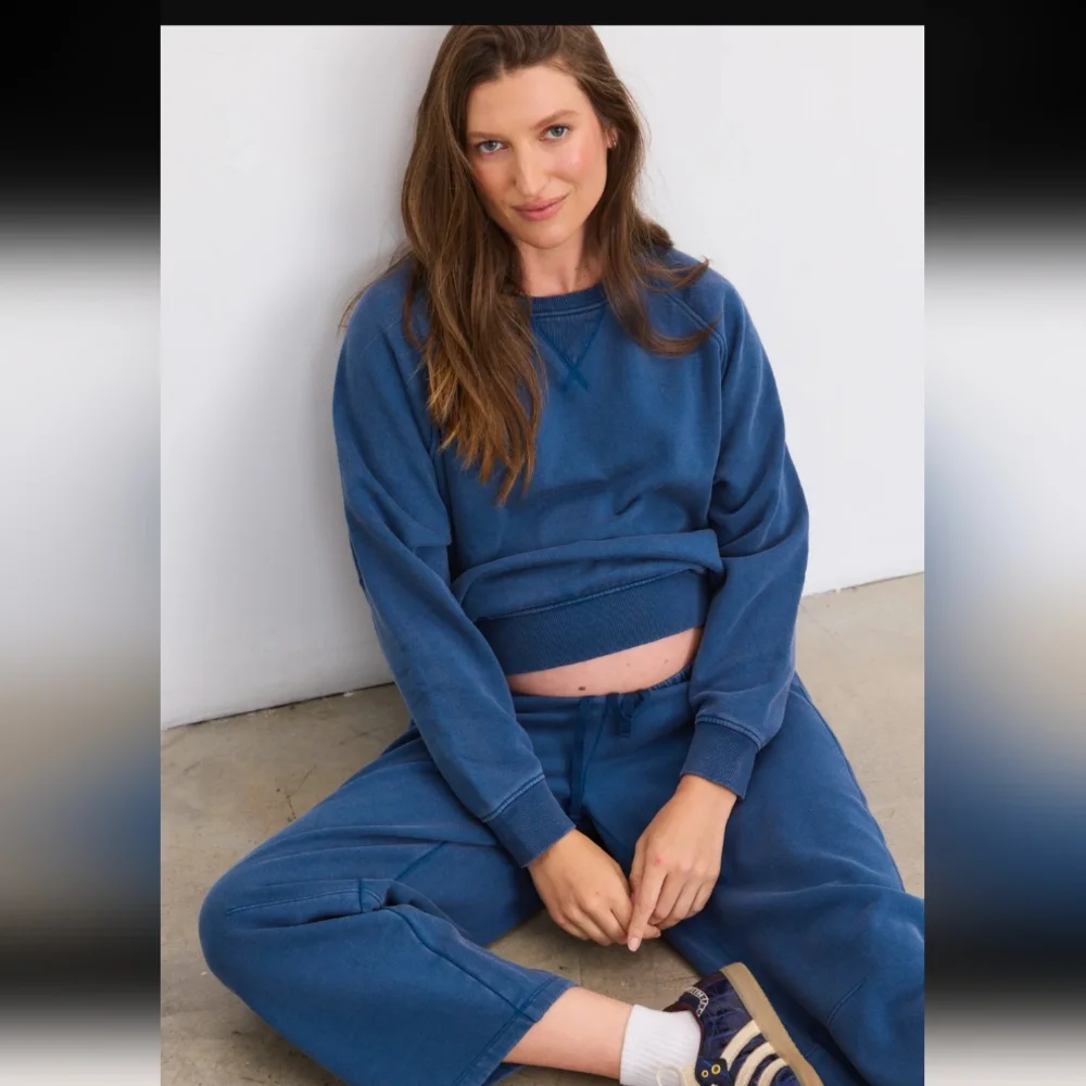 Hatch Maternity The Romy Pullover Classic Sweatshirt - Picture 3 of 7